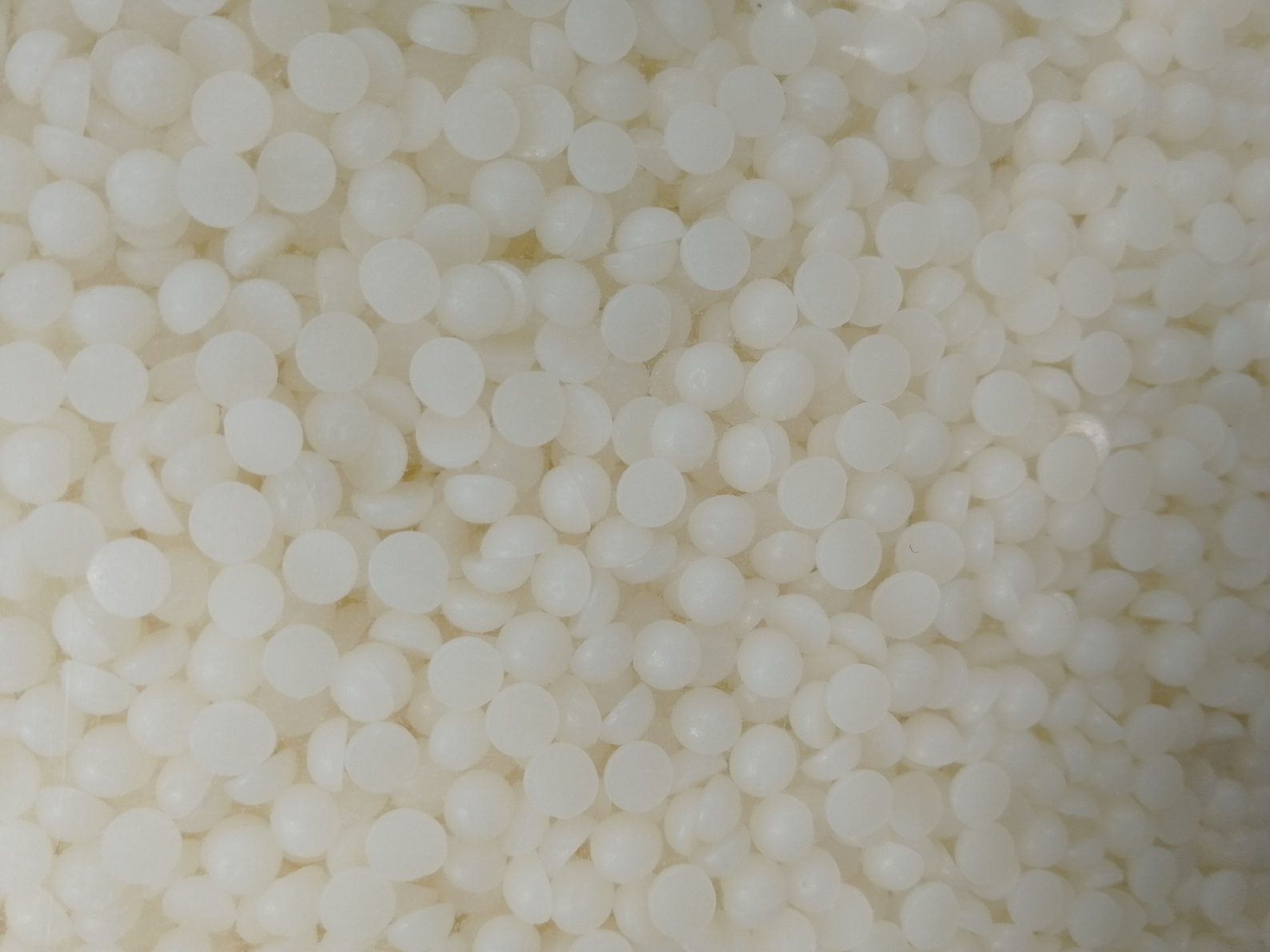 從粉體到顆粒 — 我們做環保助劑的引領者！